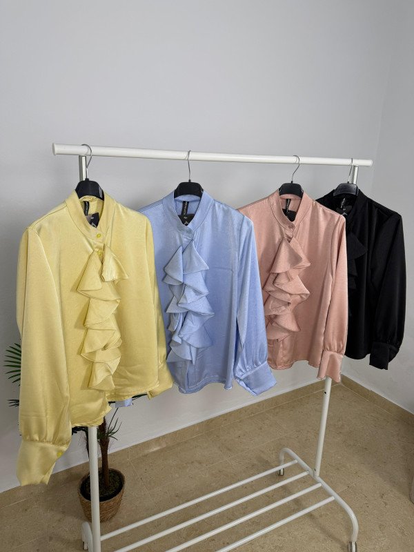 CAMISA SATINADA VOLANTE