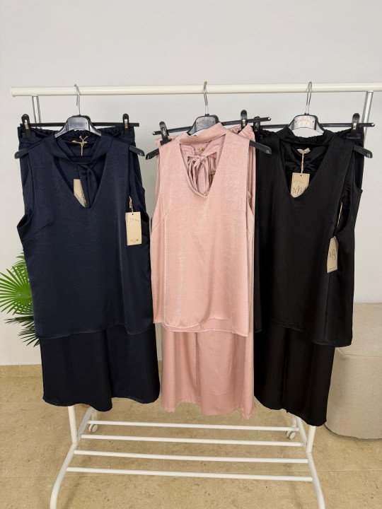 CONJUNTO SATINADO ABRIL