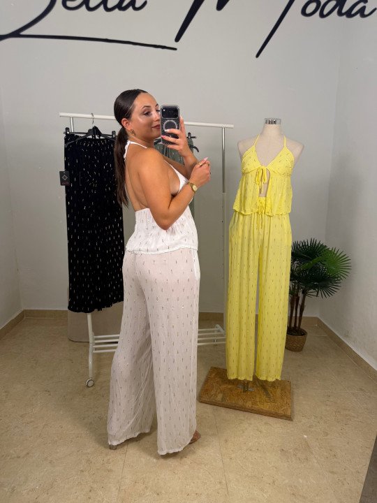 CONJUNTO DETALLES DORADOS