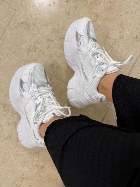 DEPORTES PLATA Y BLANCO